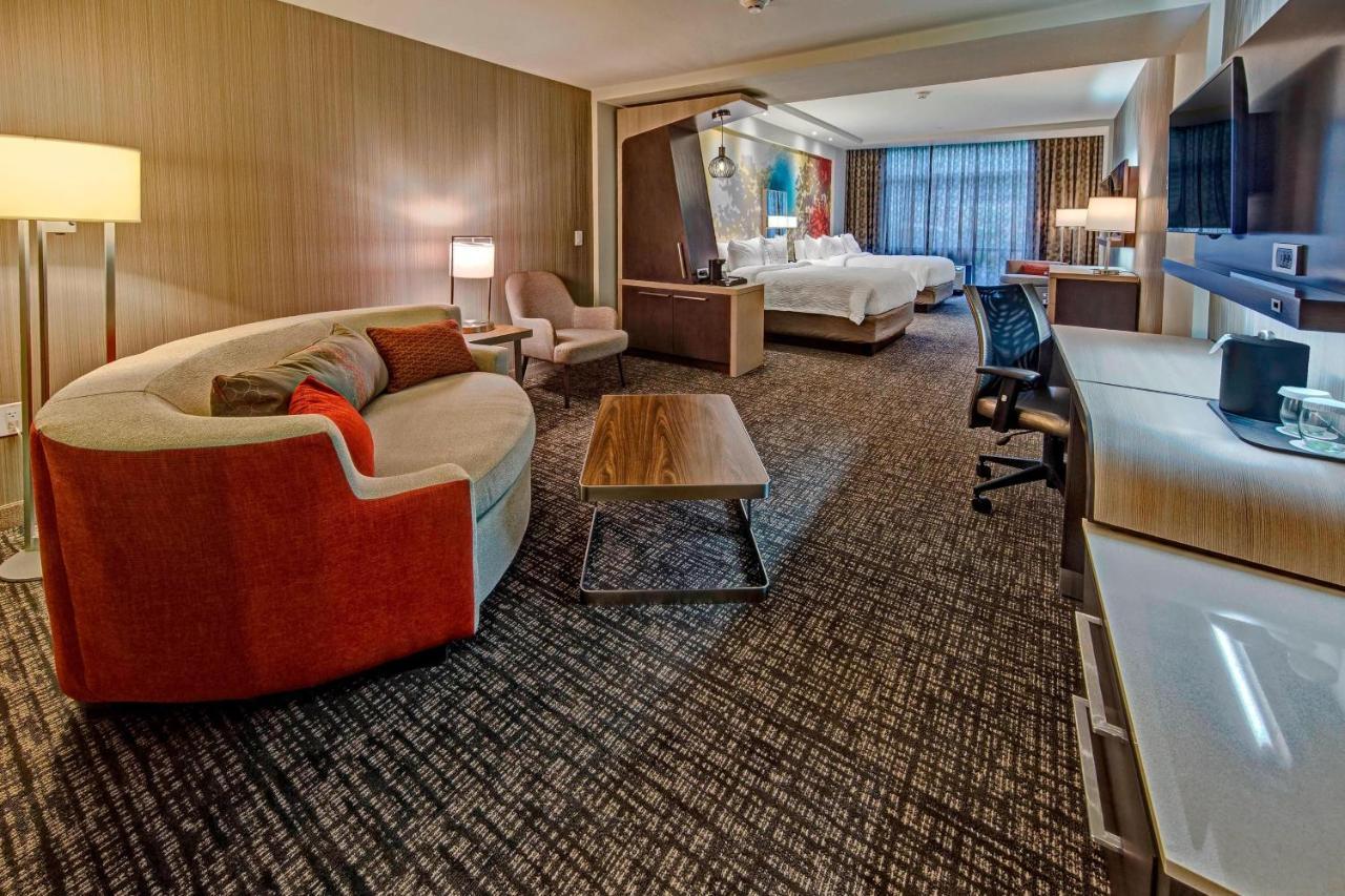 Courtyard By Marriott Oxford Hotel Exterior foto